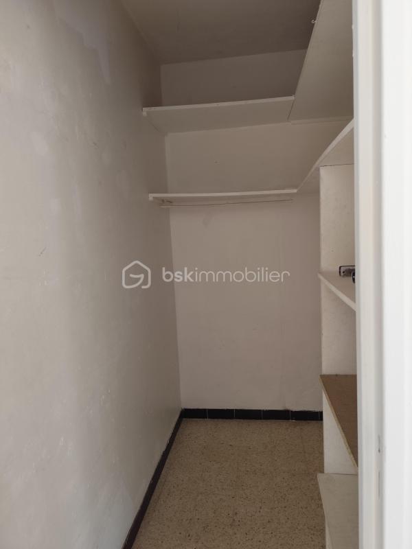 Appartement - 77 m² - 5 pièces