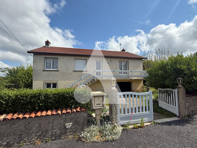 Maison - 90 m² - 4 pièces