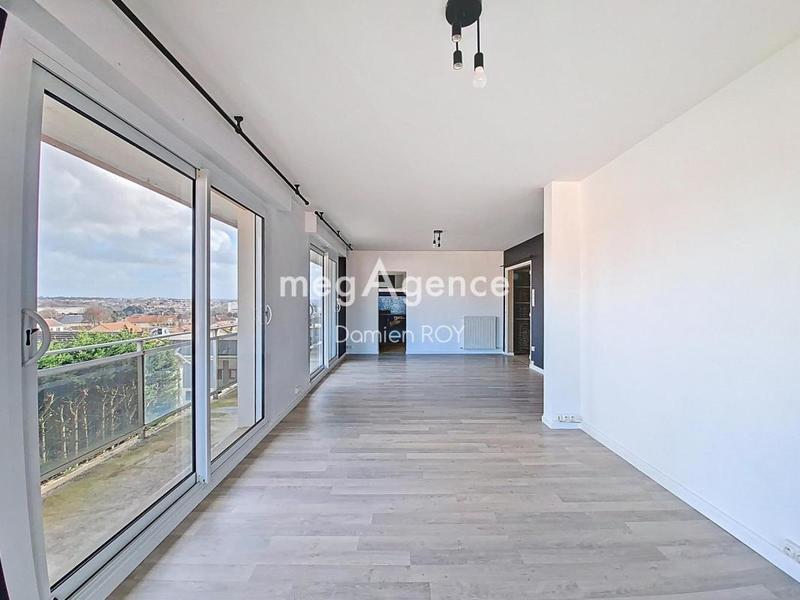 Appartement - 72 m² - 3 pièces