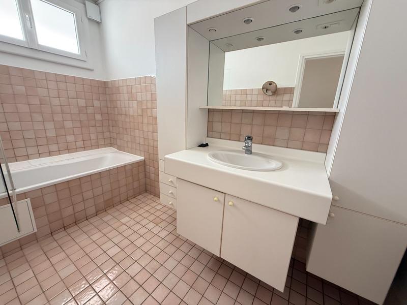 Appartement - 106 m² - 4 pièces