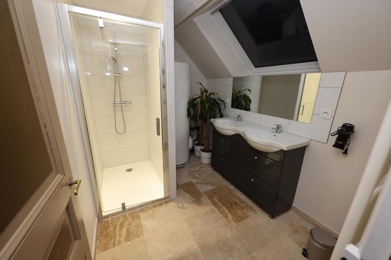 Maison - 150 m² - 7 pièces