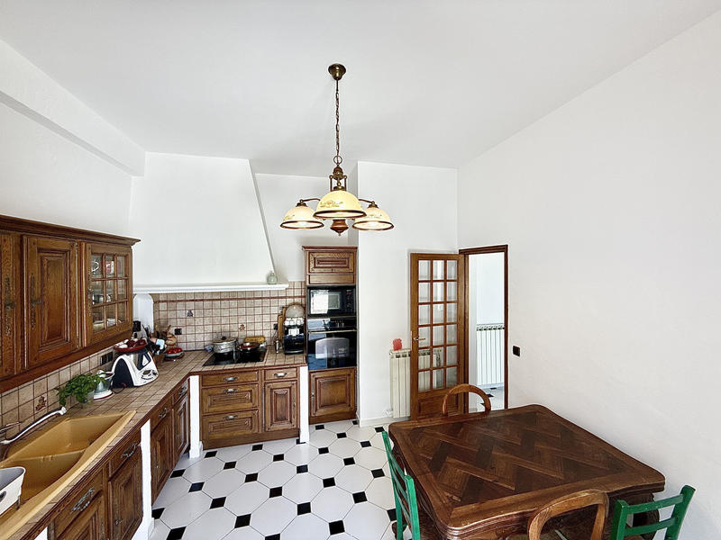 Maison - 150 m² - 5 pièces