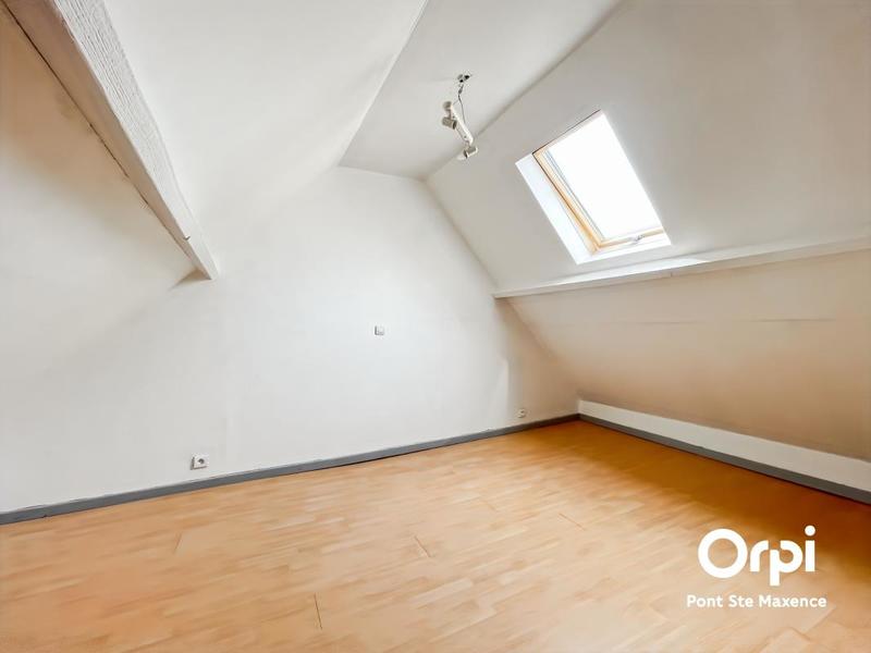 Maison - 142 m² - 6 pièces