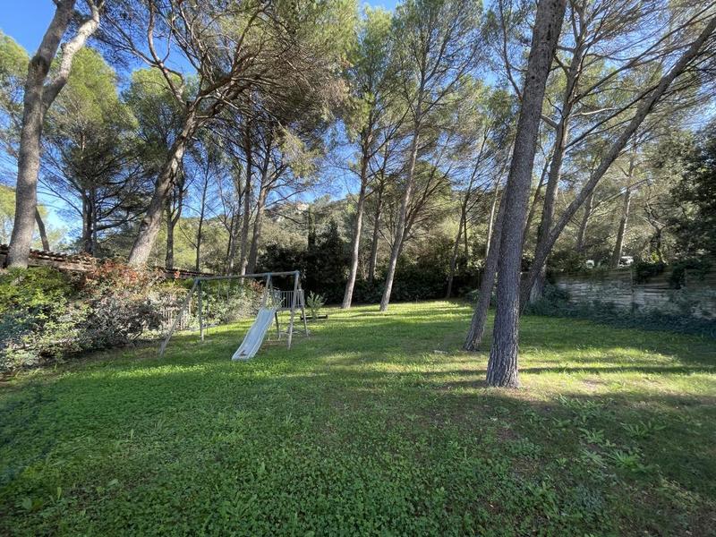 Maison - 300 m² - 10 pièces