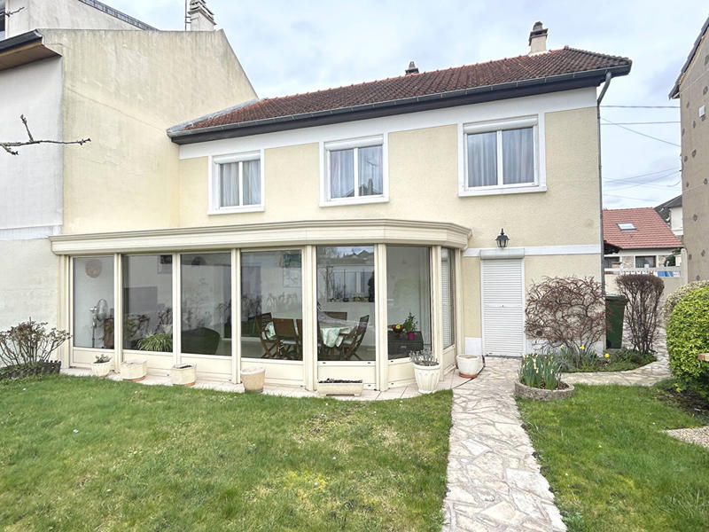 Maison - 126 m² - 6 pièces