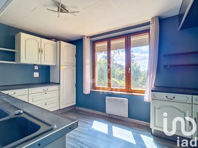 Maison - 95 m² - 3 pièces