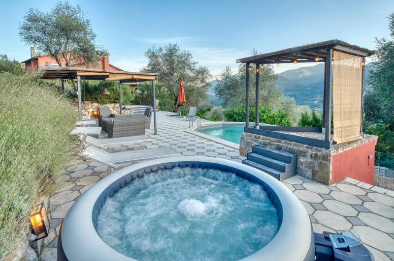 Villa - 235 m² - 6 pièces