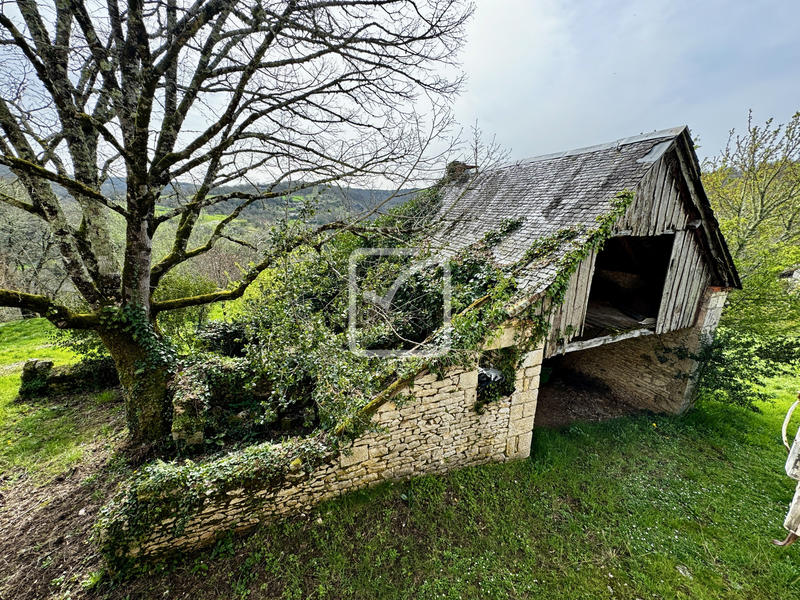 Maison - 128 m² - 9 pièces