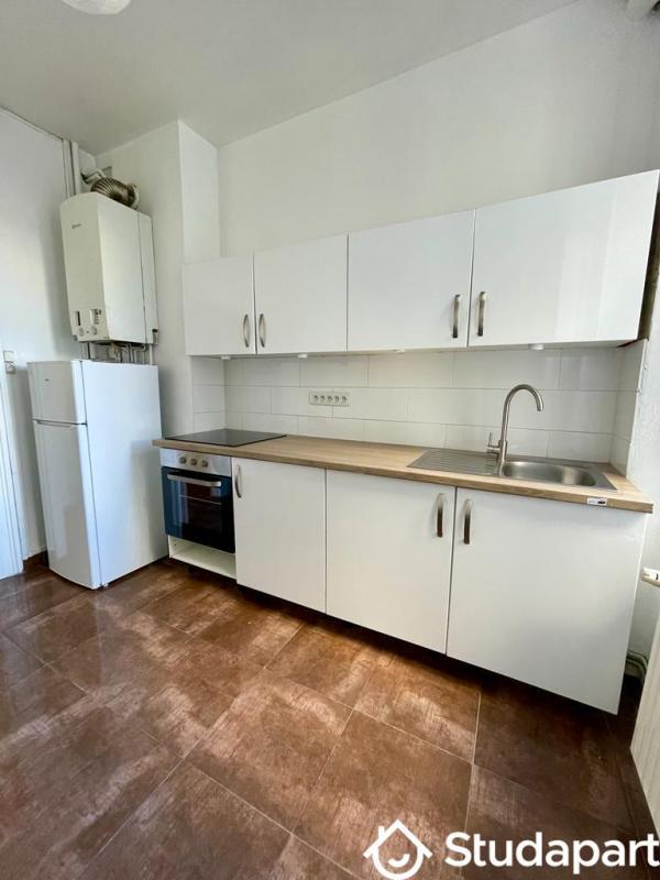 Chambre - 13 m² - 1 pièce