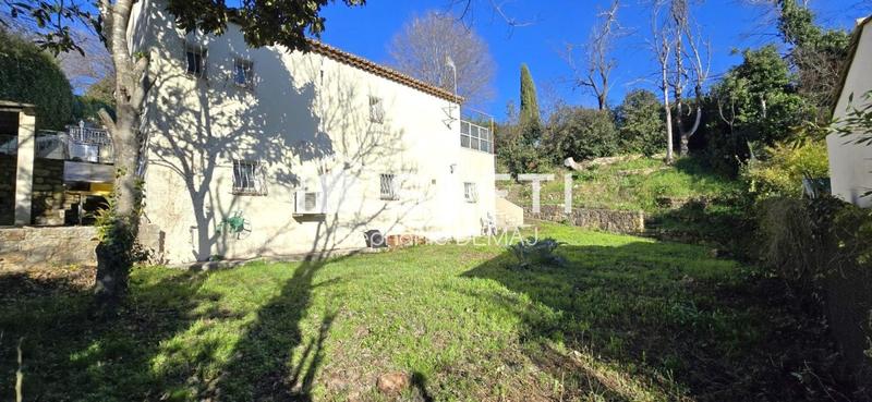 Maison - 128 m² - 4 pièces