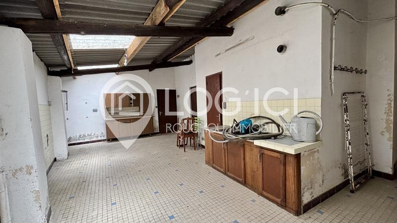 Maison - 225 m² - 8 pièces