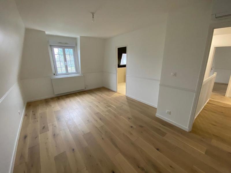 Maison - 180 m² - 6 pièces