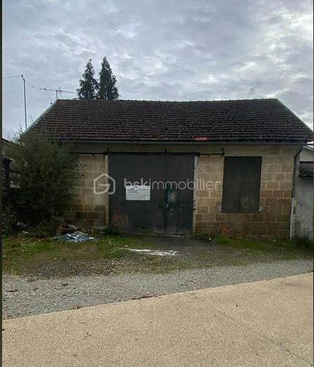 Maison - 100 m² - 1 pièce