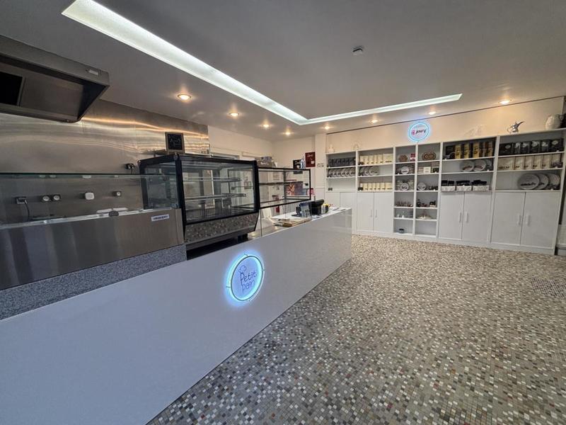 Appartement - 88 m² - 2 pièces