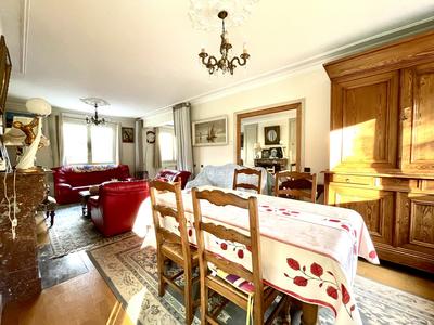 Maison - 142 m² - 7 pièces