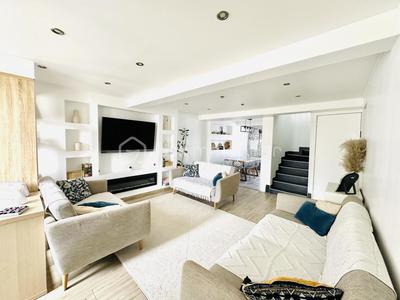 Maison de ville - 125 m² - 5 pièces