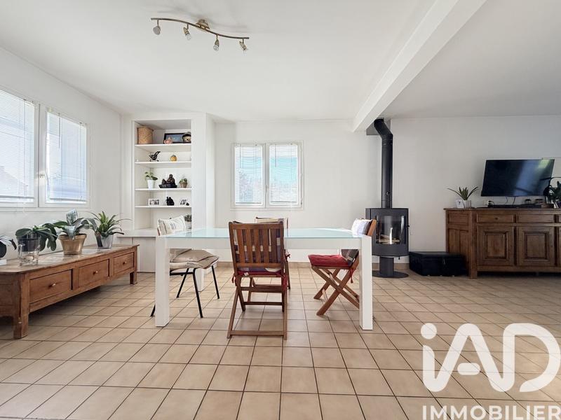Maison - 106 m² - 5 pièces