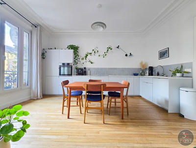 Appartement - 85 m² - 4 pièces