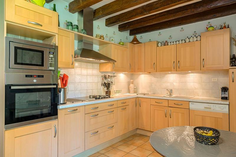 Maison - 206 m² - 6 pièces