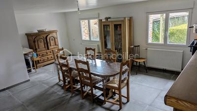 Corps de ferme - 250 m² - 8 pièces