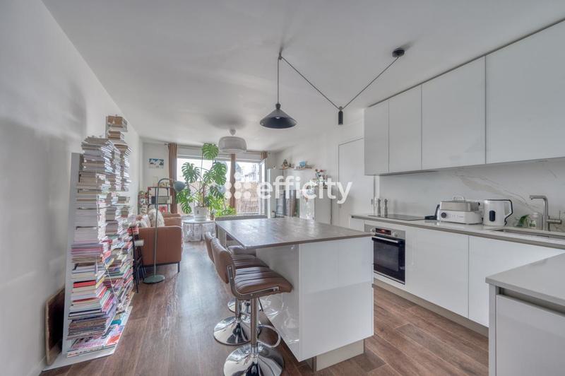 Appartement - 79 m² - 4 pièces