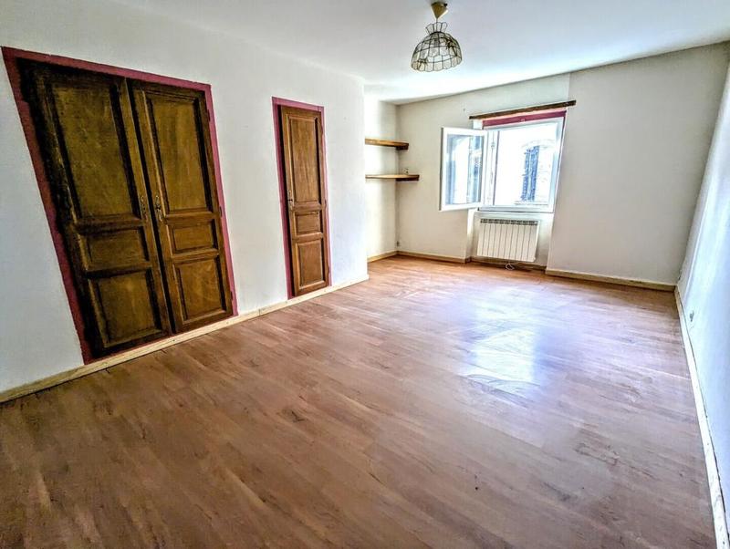 Remise - 110 m² - 4 pièces