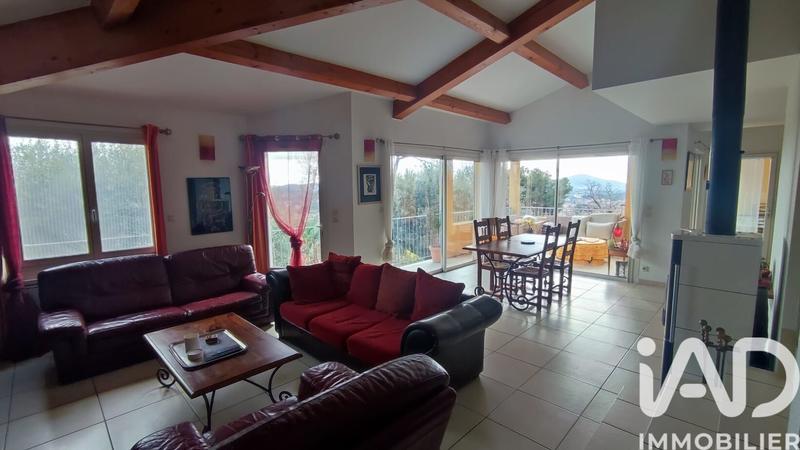 Maison - 134 m² - 5 pièces