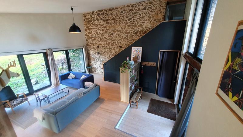 Corps de ferme - 189 m² - 9 pièces