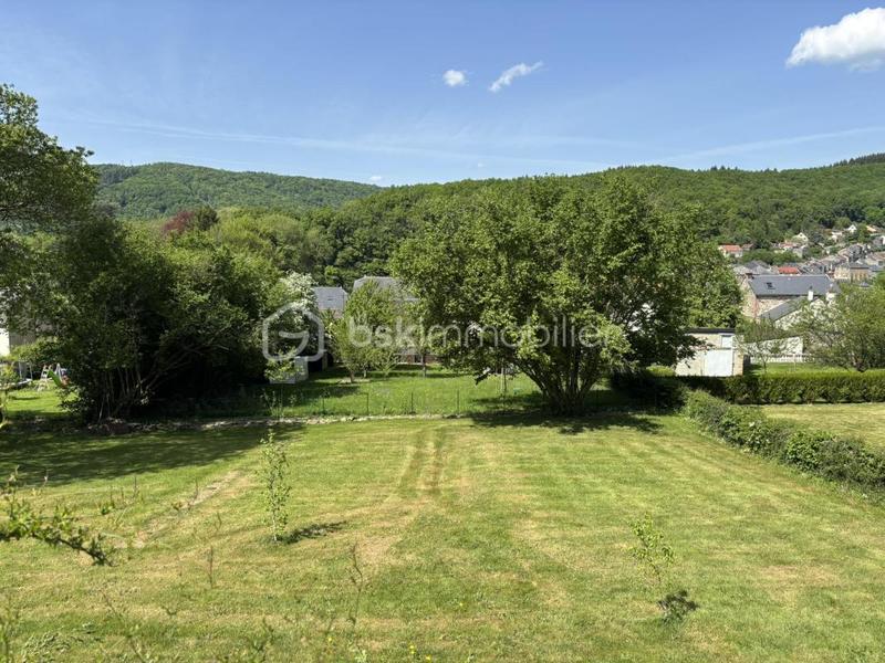 Maison - 121 m² - 5 pièces