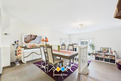 Maison - 106 m² - 5 pièces