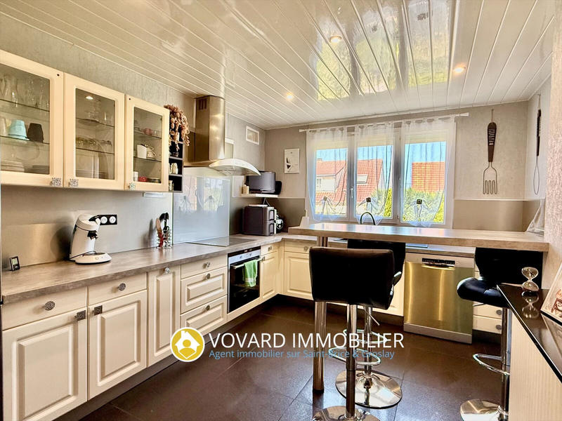 Maison - 138 m² - 6 pièces