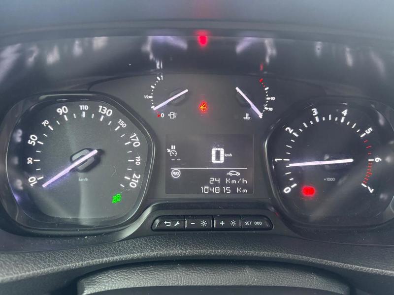 Peugeot Expert 2.0l Hdi 122 Cv Prenium 3places