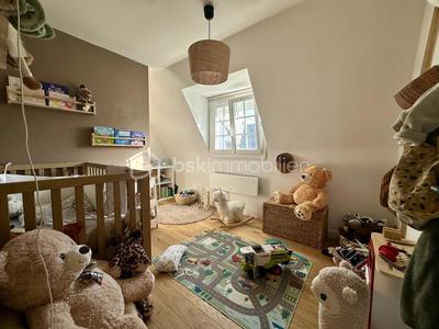 Pavillon - 122 m² - 6 pièces