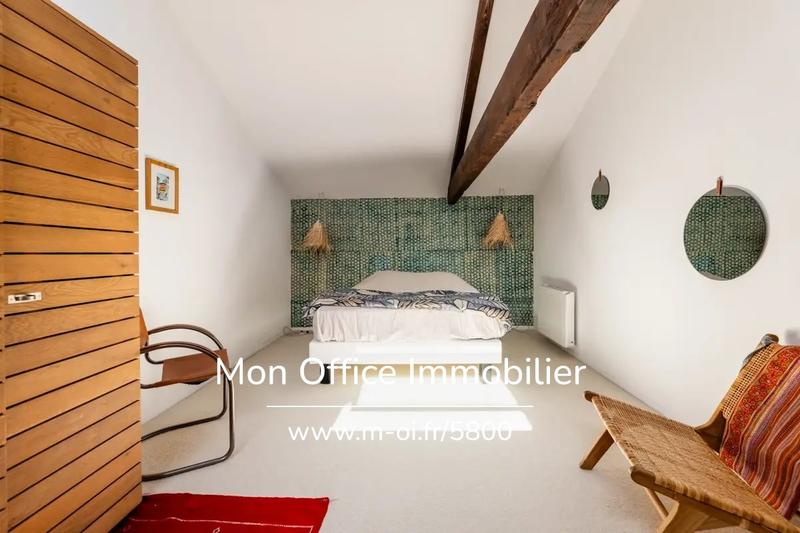 Corps de ferme - 203 m² - 6 pièces