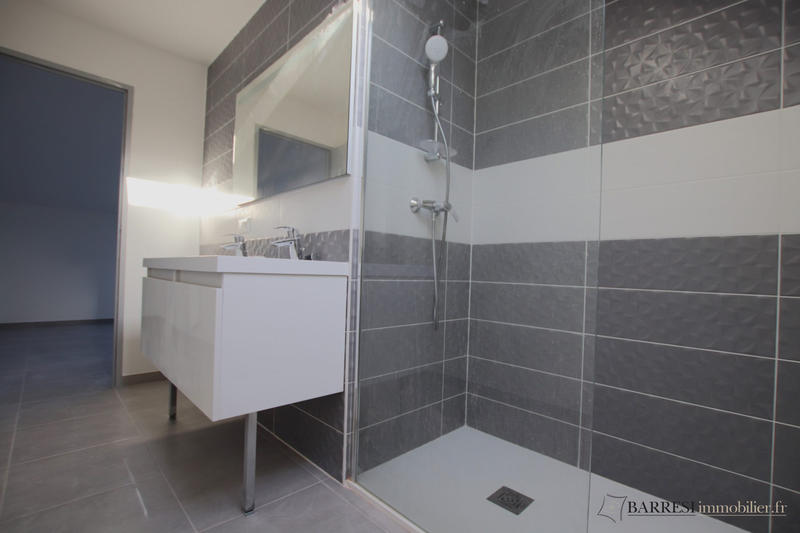 Appartement - 92 m² - 4 pièces