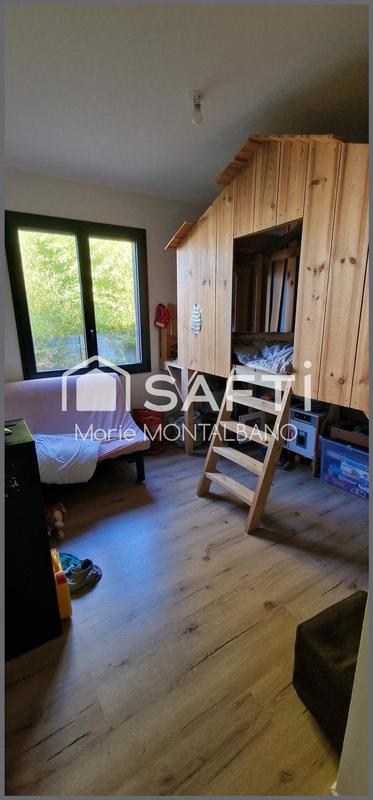 Maison - 97 m² - 4 pièces