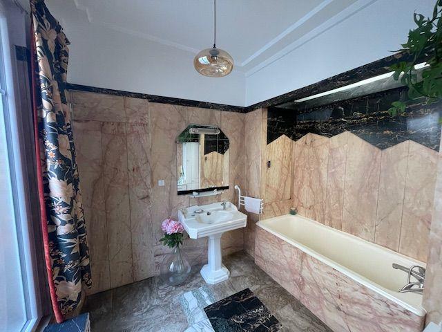 Appartement - 100 m² - 3 pièces