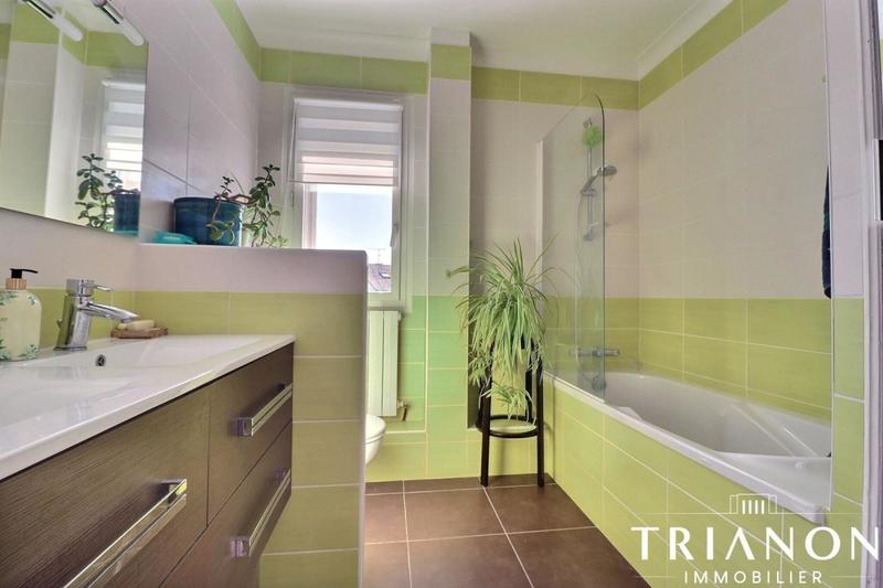 Maison - 157 m² - 8 pièces