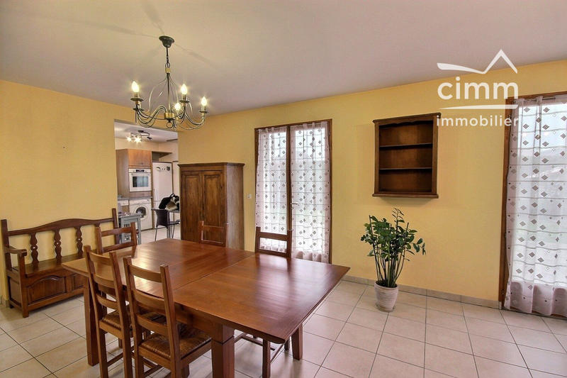 Maison - 135 m² - 5 pièces