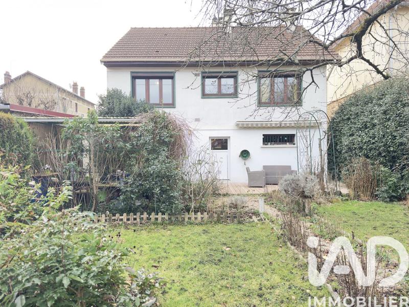 Maison - 82 m² - 4 pièces