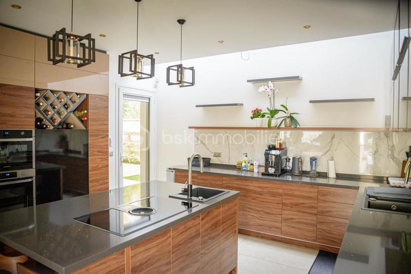 Maison d'architecte - 225 m² - 7 pièces