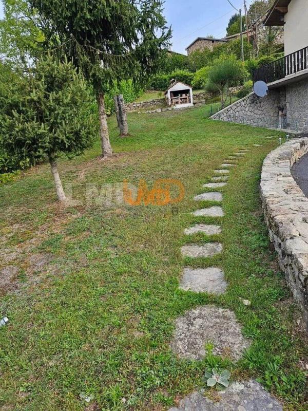 Maison - 147 m² - 6 pièces