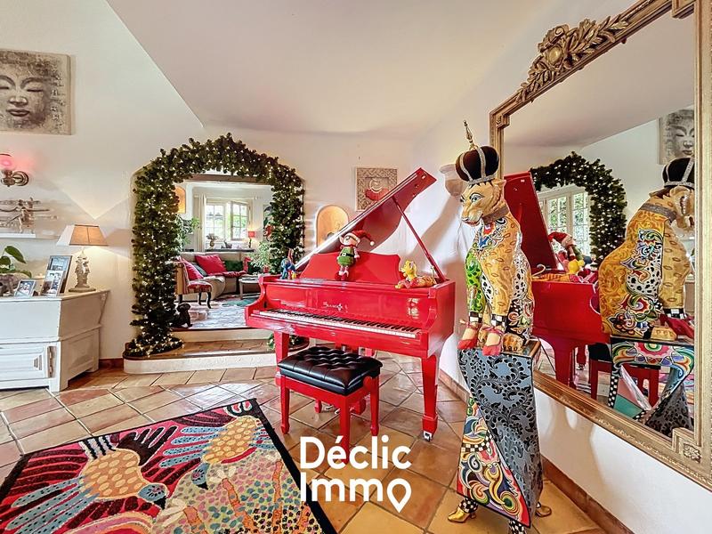 Maison - 190 m² - 7 pièces