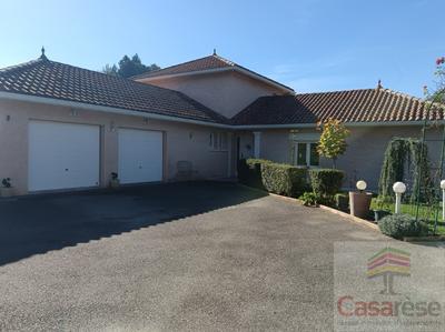 Maison - 123 m² - 6 pièces