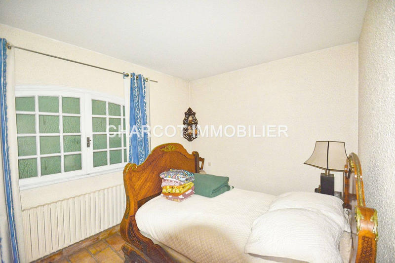 Maison - 281 m² - 6 pièces