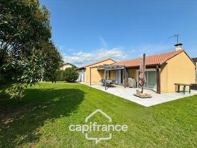 Maison - 122 m² - 6 pièces