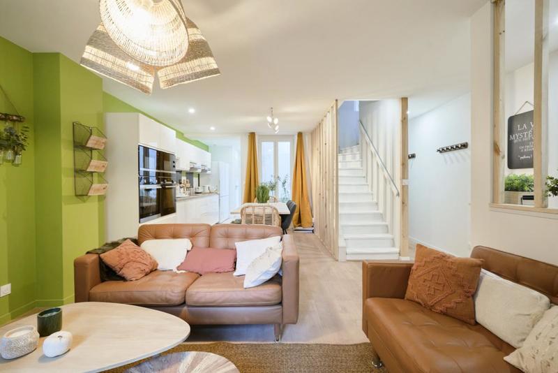 Maison - 148 m² - 8 pièces