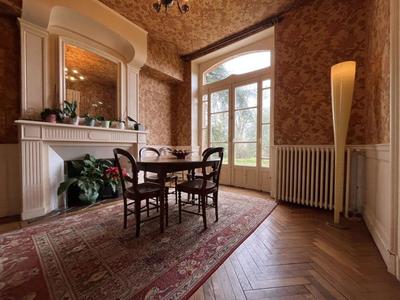 Propriété - 230 m²