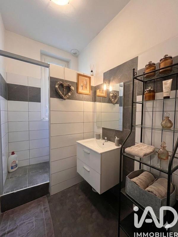 Maison de village - 90 m² - 4 pièces