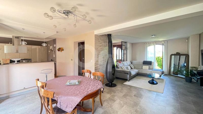 Maison - 150 m² - 6 pièces